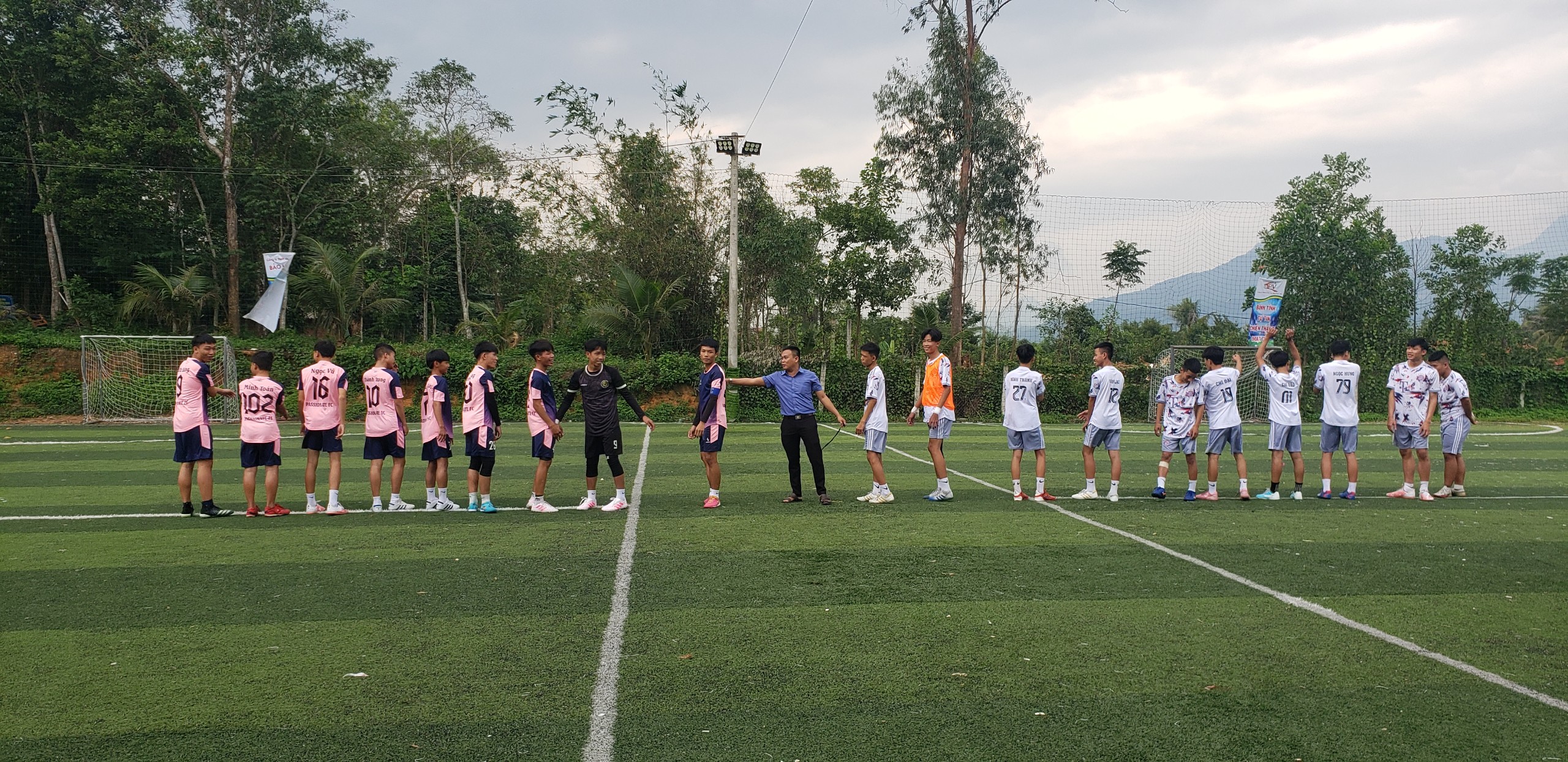 Đoàn trường phát động phong trào rèn luyện thể dục thể thao trong học sinh